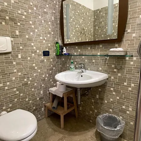 Tiburtina 296 Apartman *
